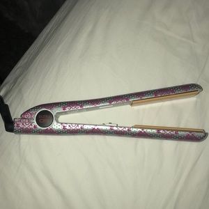 Ultra chi straightener